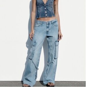 Zara mid-rise cargo jeans